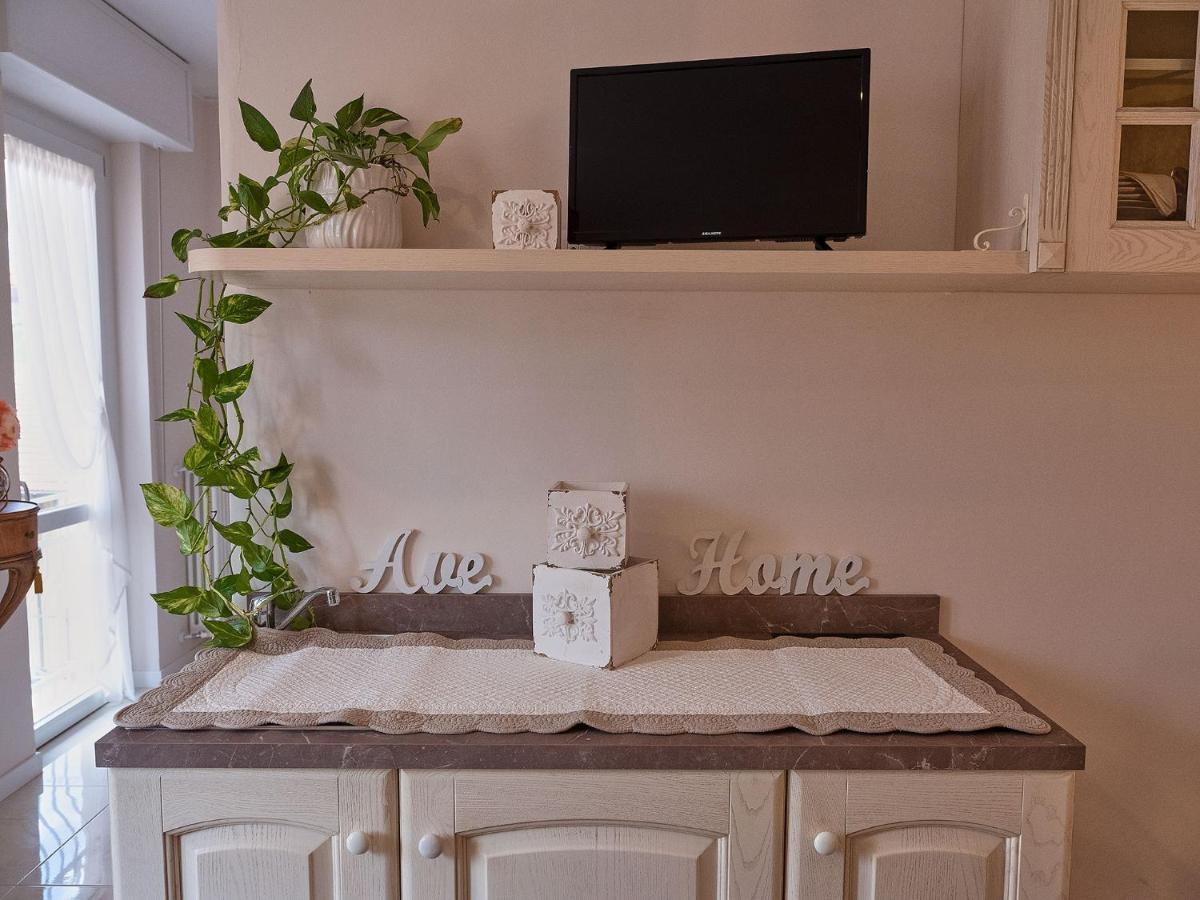 Ave Home Luino Εξωτερικό φωτογραφία